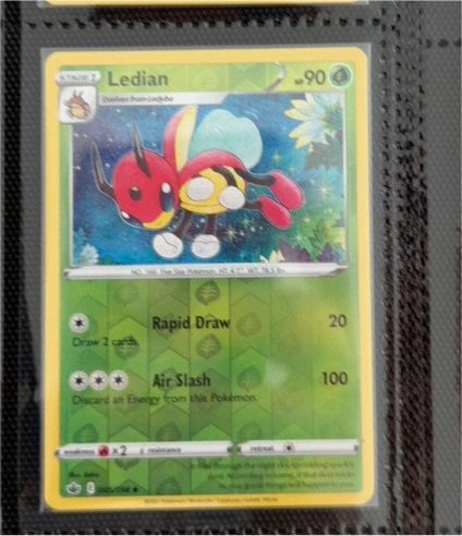 2021 Pokemon Sword & Shield Chilling Reign #5 Ledian — front