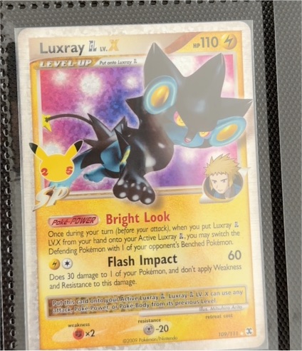 2009 Pokemon Celebrations #109 Luxray GL LV.X — front