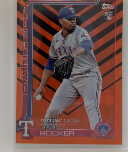 2025 Topps Update #US264 Kumar Rocker Rookie Debut Holiday Foil — front