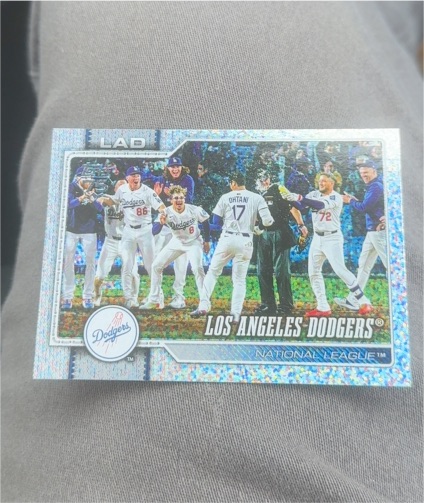 2026 Topps Series 1 #256 Los Angeles Dodgers Team Card — front