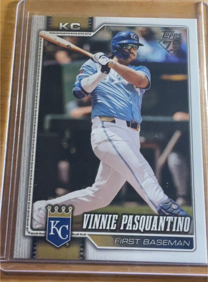2026 Topps #223 Vinnie Pasquantino — front