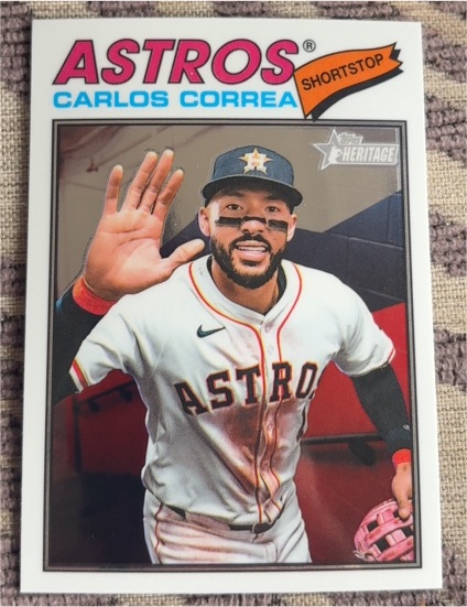 2026 Topps Heritage #154 Carlos Correa — front