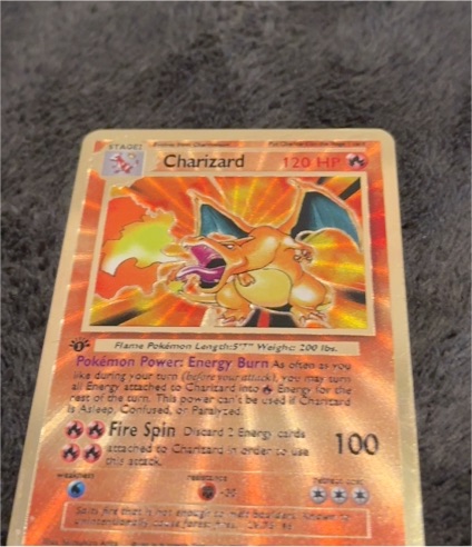 1999 Pokémon #4 Charizard — front