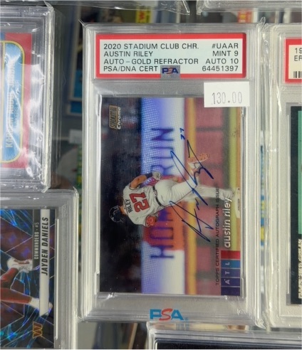 2020 Topps Stadium Club Chrome #UAAR Austin Riley — front