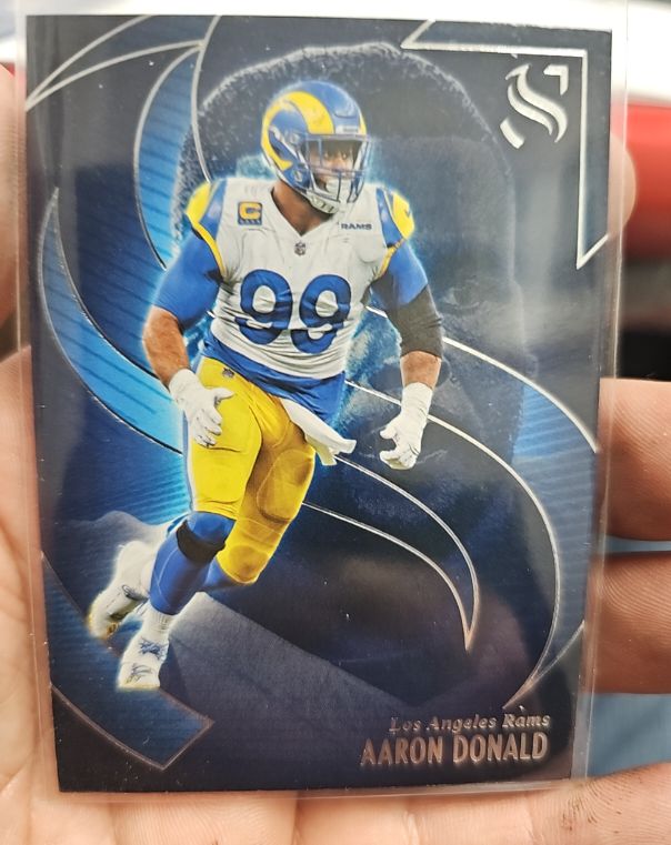 2022 Panini Illusions #55 Aaron Donald — front