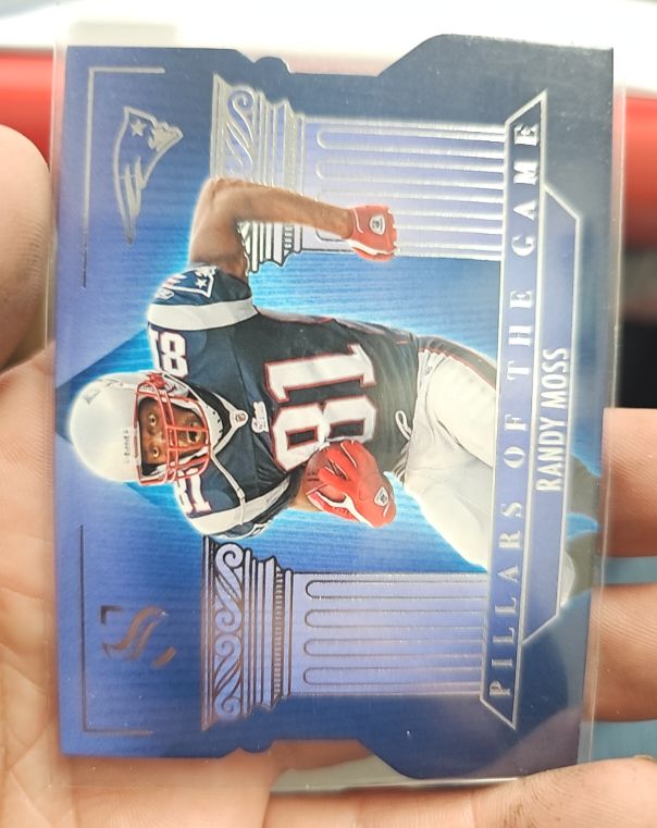 2025 Panini Silhouette Pillars of the Game #21 Randy Moss — front
