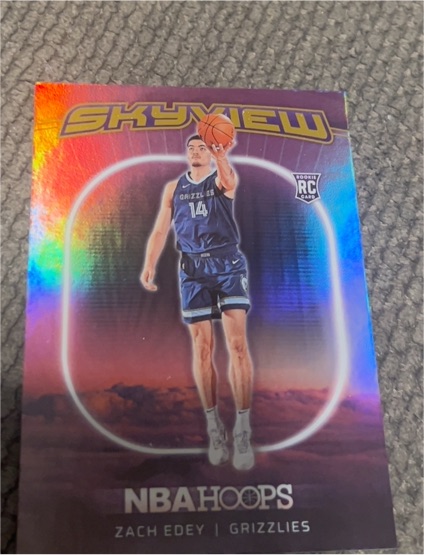 2024-25 Panini NBA Hoops Skyview #14 Zach Edey — front
