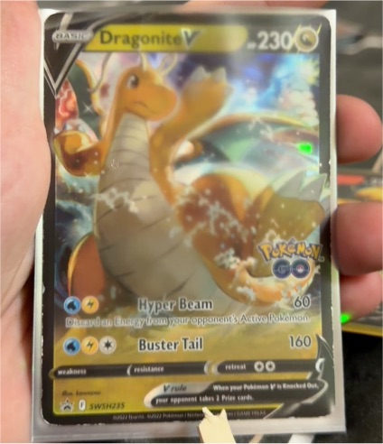 2022 Pokémon TCG Dragonite V #SWSH235 — front