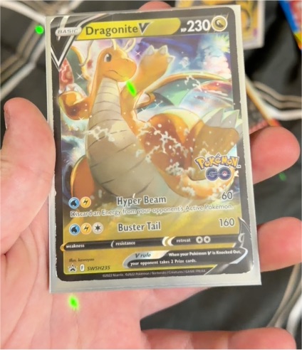 2022 Pokémon TCG Dragonite V SWSH235 — front