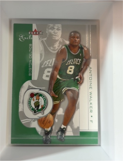 2001-02 Fleer Exclusive #67 Antoine Walker — front