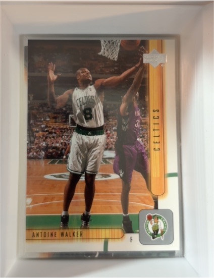 2001-02 Upper Deck #8 Antoine Walker — front
