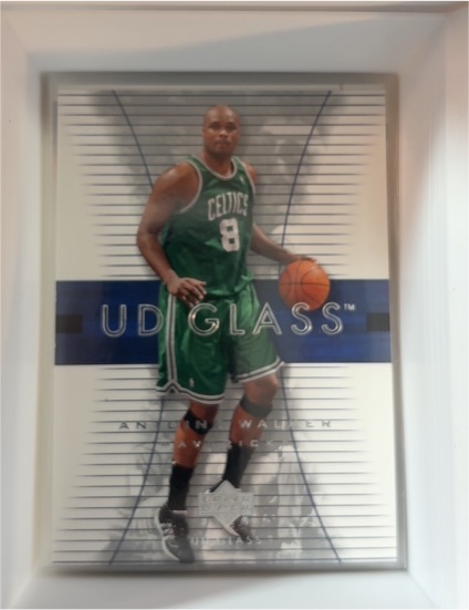 2003-04 Upper Deck Glass #4 Antoine Walker — front
