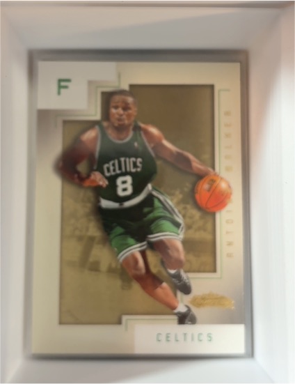 2001-02 Fleer Showcase #69 Antoine Walker — front