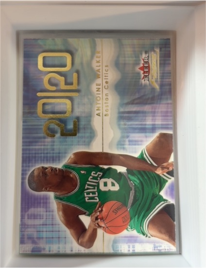 2000-01 Fleer Focus 20/20 #233 Antoine Walker — front