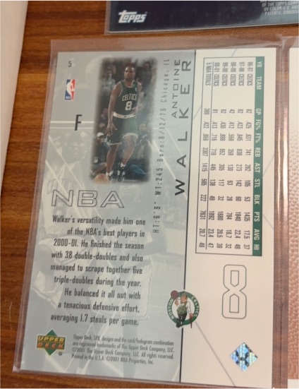 2000 Upper Deck #5 Antoine Walker — front