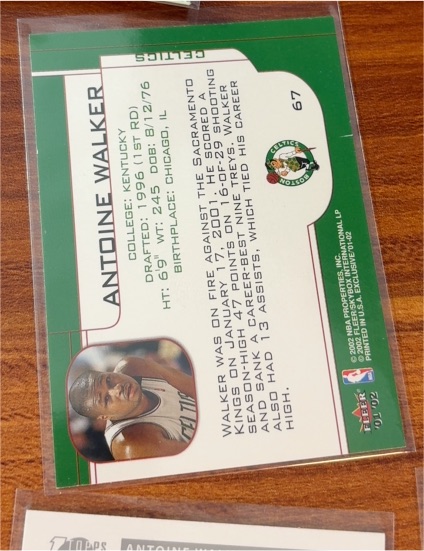 2001-02 Fleer Exclusive #67 Antoine Walker — front