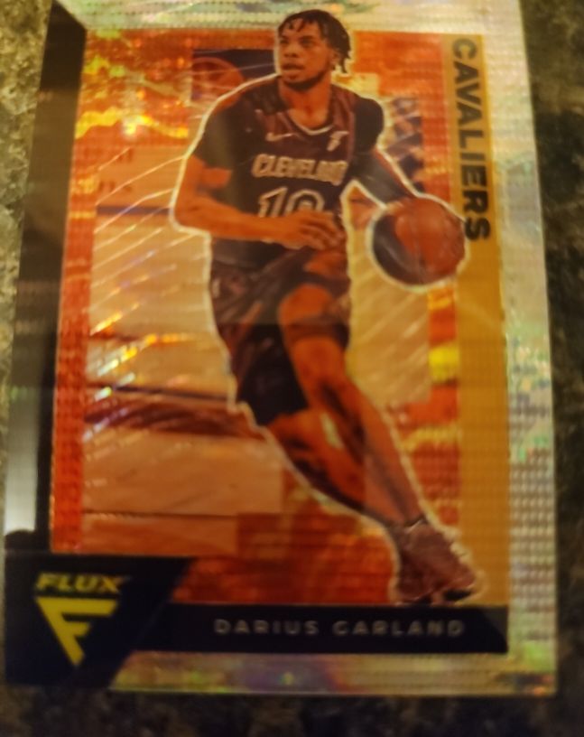 2020-21 Panini Flux #32 Darius Garland — front