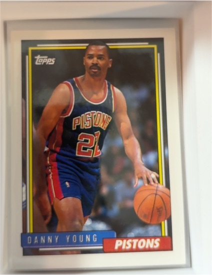 1992-93 Topps #264 Danny Young Detroit Pistons — front