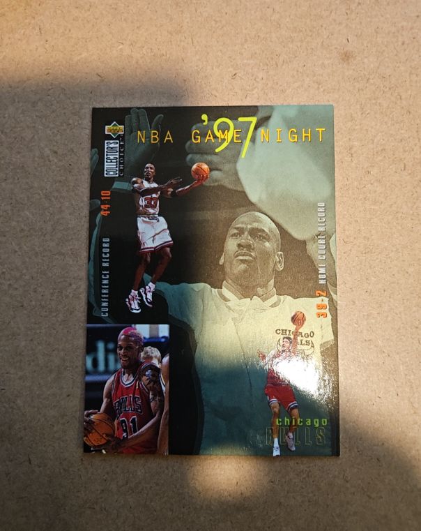 1997 Upper Deck Collector's Choice NBA Game Night #159 Michael Jordan — front