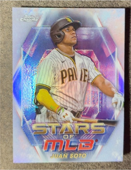 2023 Topps Chrome Stars of MLB #SMLBC-20 Juan Soto — front