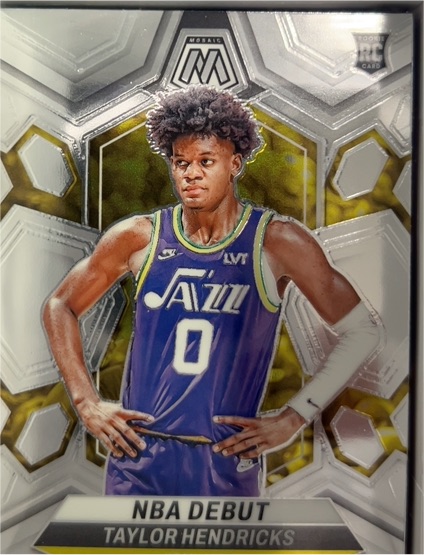 2023-24 Panini Mosaic NBA Debut #261 Taylor Hendricks — front