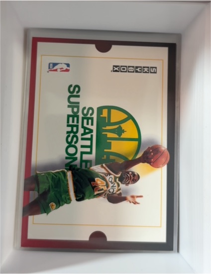 1992-93 Skybox #306 Shawn Kemp — front