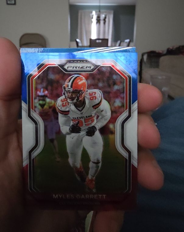 2020 Panini Prizm #62 Myles Garrett — front