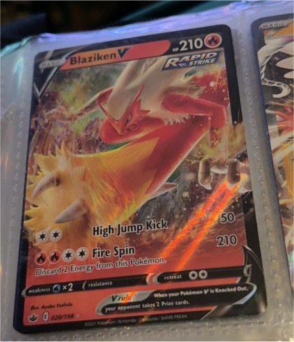2021 Pokémon #020 Blaziken V — front
