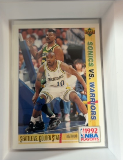 1991-92 Upper Deck International #164 Tim Hardaway — front
