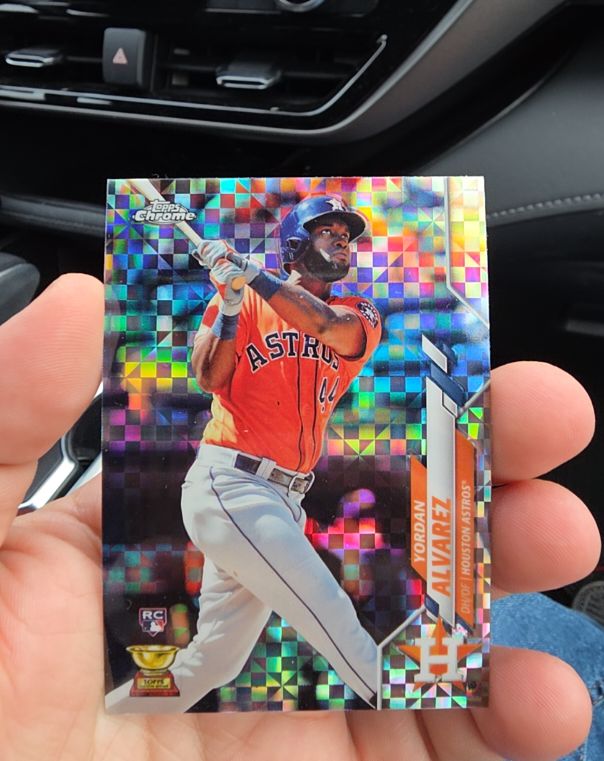 2020 Topps Chrome #200 Yordan Alvarez — front