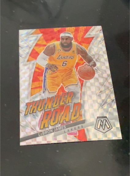 2022-23 Panini Mosaic Thunder Road #1 LeBron James — front