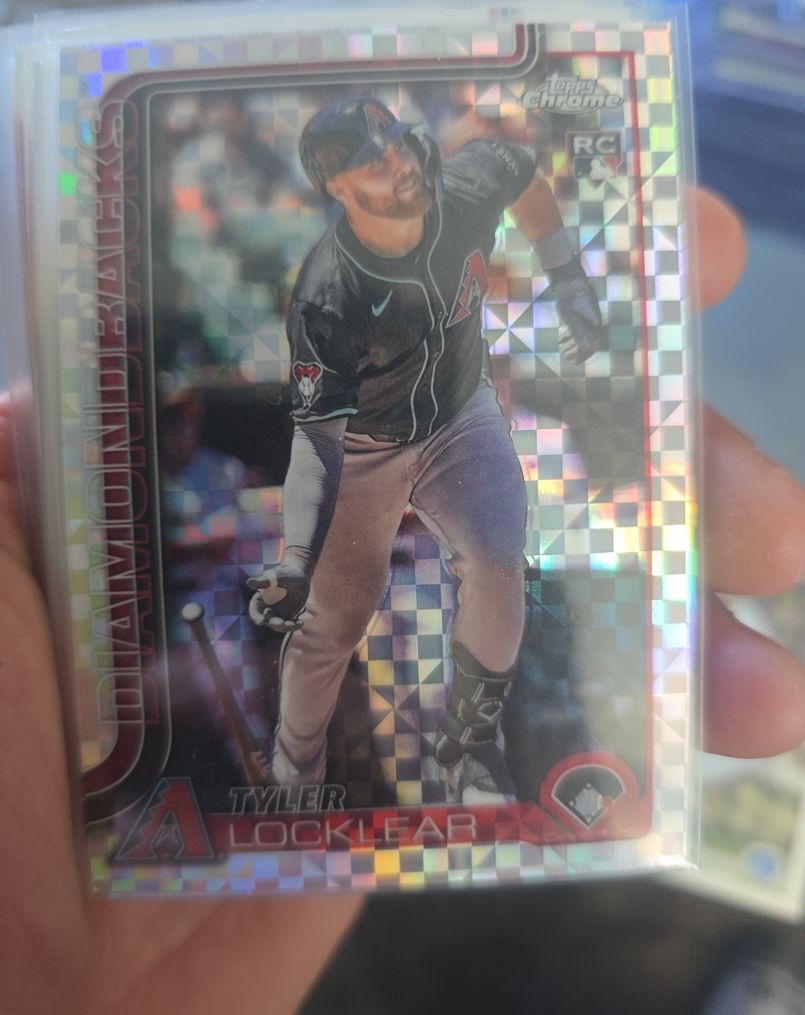 2025 Topps Chrome Update #USC80 Tyler Locklear X-Fractor Rookie Card — front
