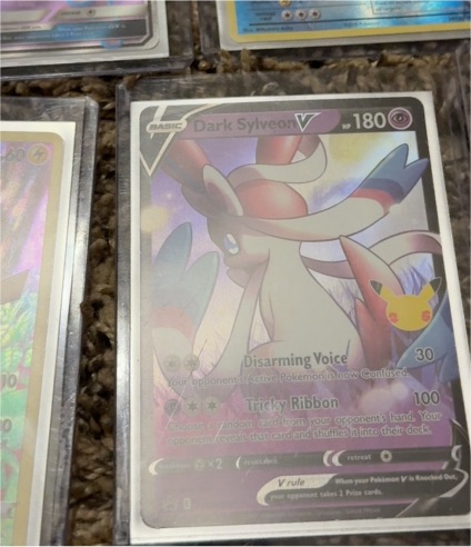 Pokémon Dark Sylveon V SWSH134 Sword & Shield Promo — front