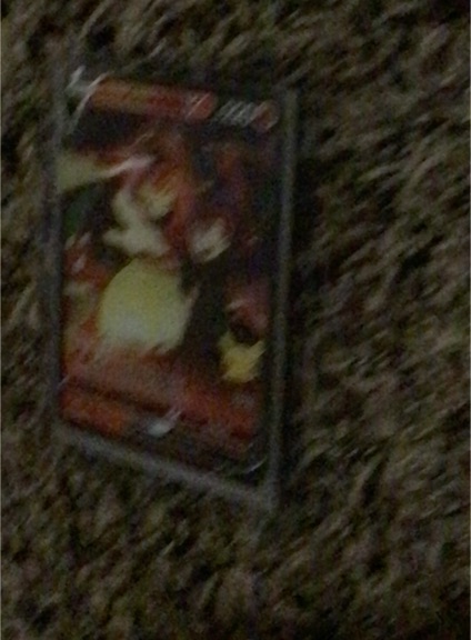 2020 Pokémon TCG Charizard VMAX 20/189 — front