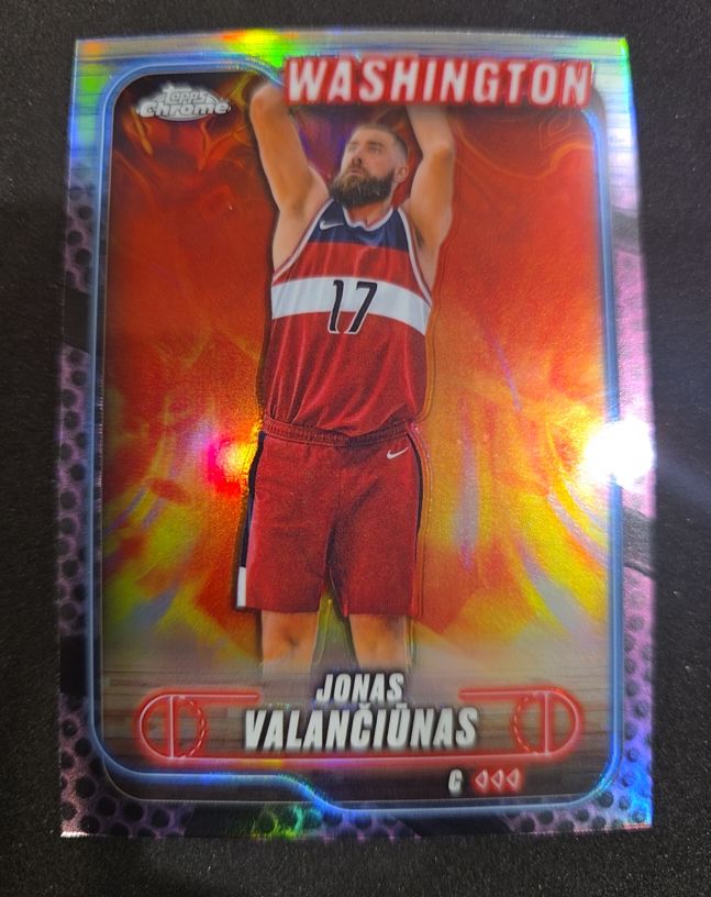 2024-25 Topps Chrome #91 Jonas Valančiūnas — front