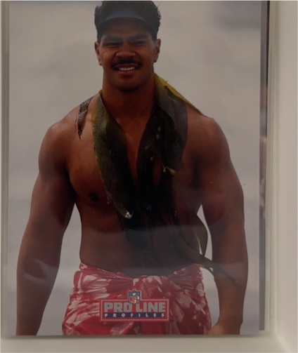 1992 Pro Line Profiles #9 Junior Seau — front