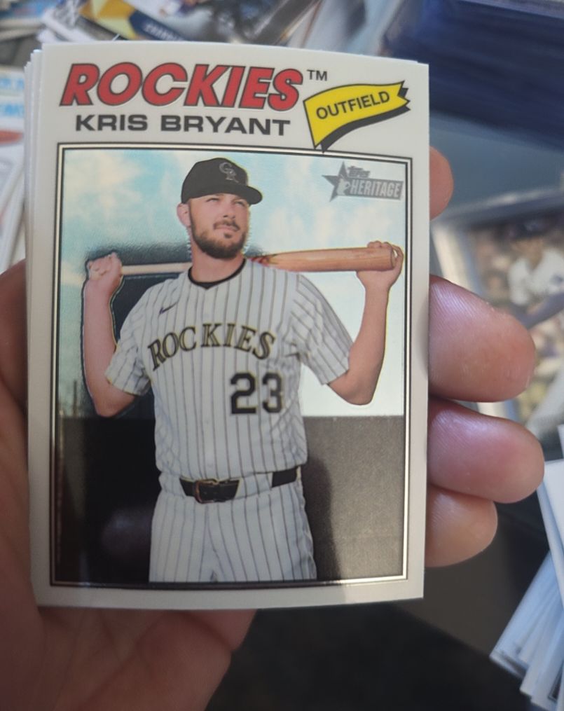 2026 Topps Heritage #22 Kris Bryant — front