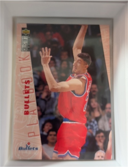 1996-97 Upper Deck Collector's Choice #395 Gheorghe Muresan Washington Bullets — front
