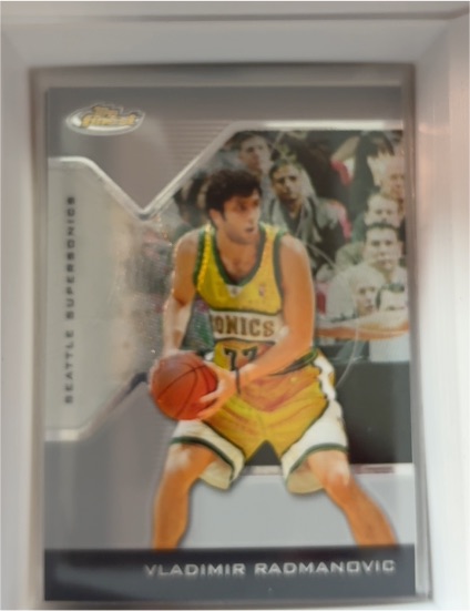 2004-05 Topps Finest #96 Vladimir Radmanovic — front