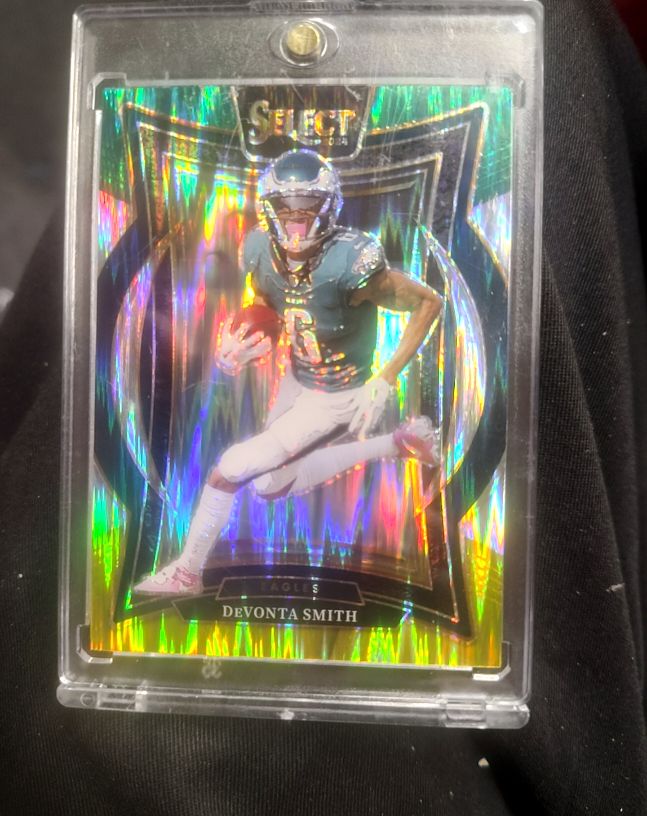 2024 Panini Select Concourse #51 Devonta Smith — front
