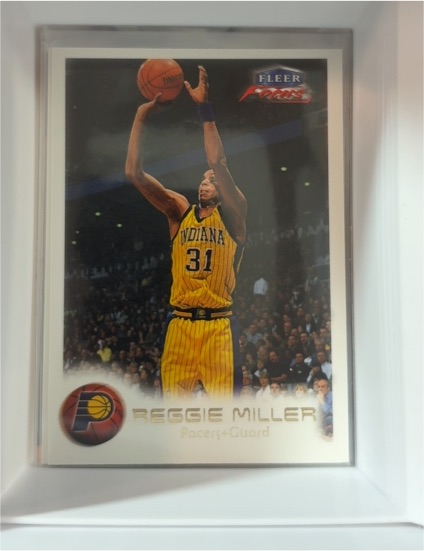 1999-00 Fleer Focus #21 Reggie Miller — front