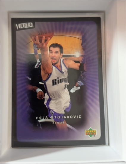 2003-04 Upper Deck Victory #82 Peja Stojakovic — front
