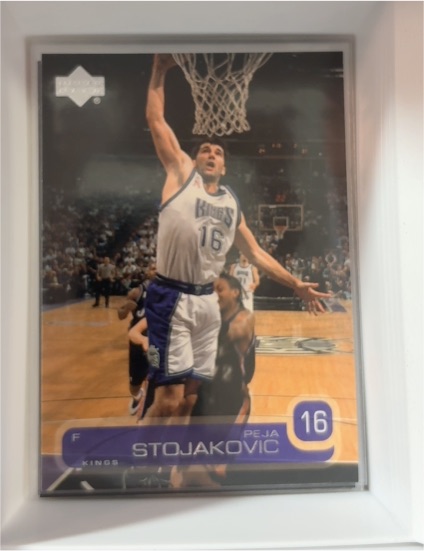 2002-03 Upper Deck Ovation #16 Peja Stojakovic — front