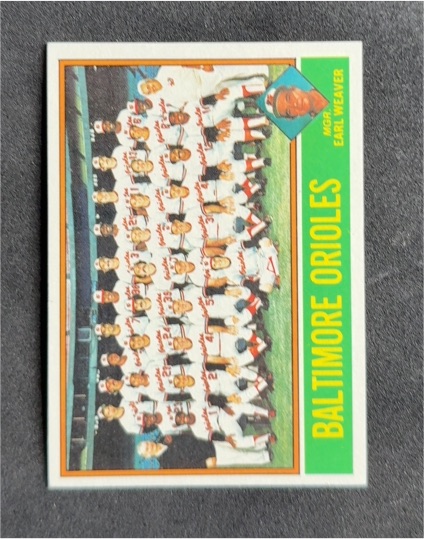 1976 Topps #73 Baltimore Orioles Team Card Earl Weaver — front