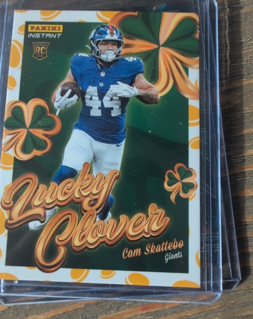 2025 Panini Instant #19 Cam Skattebo Lucky Clover — front