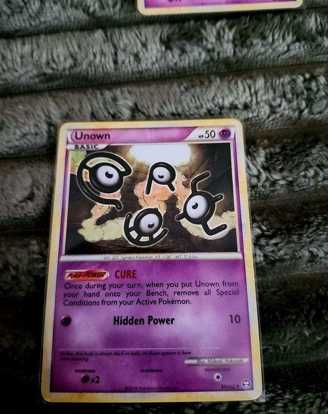 2010 Pokémon Triumphant #51 Unown — front