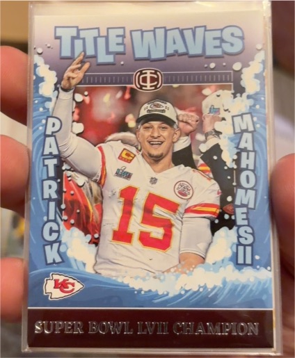 2025 Panini Icon Collection Title Waves #TW-4 Patrick Mahomes II — front