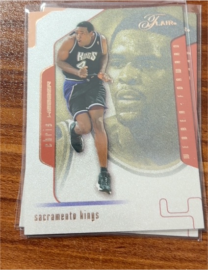2001-02 Fleer Flair #4 Chris Webber — front