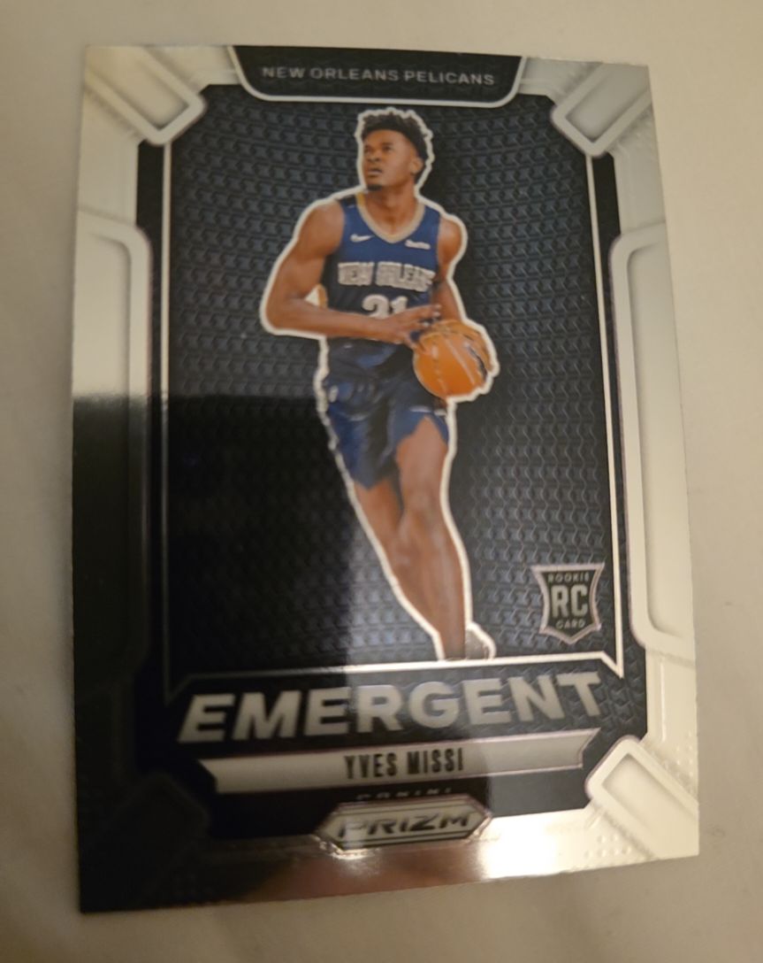 2024-25 Panini Prizm #21 Yves Missi Emergent — front
