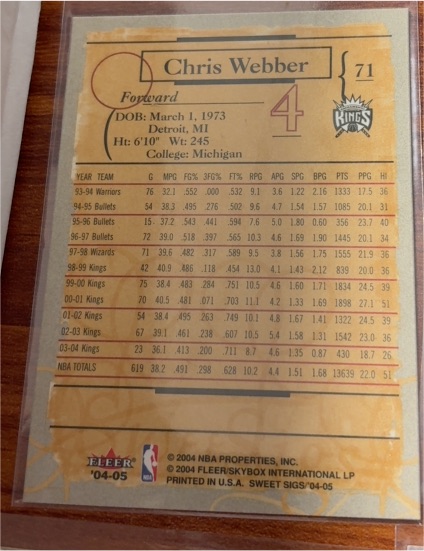 2004 Fleer Chris Webber #71 Sacramento Kings — front